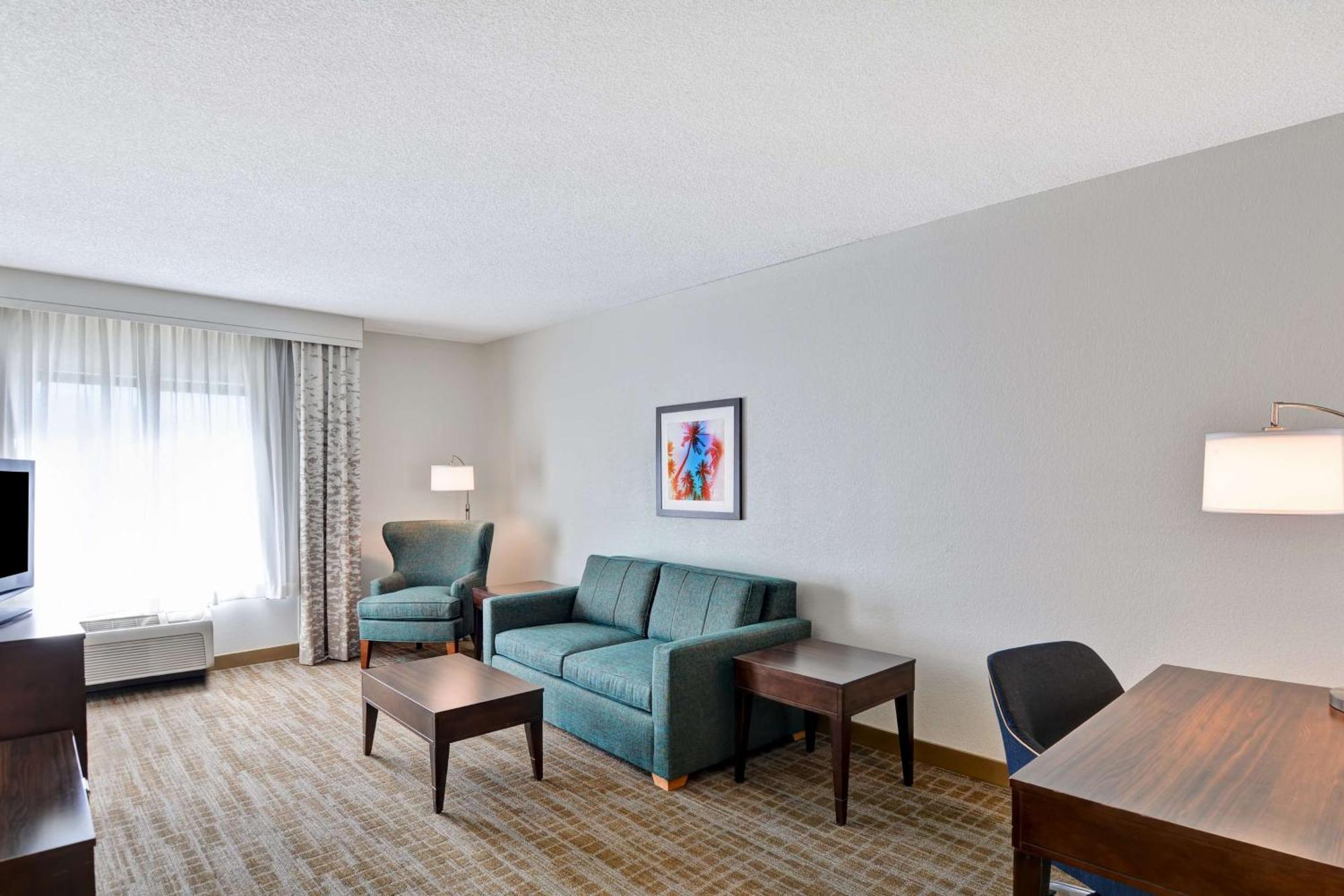 Hampton Inn & Suites Boynton Beach Exterior photo