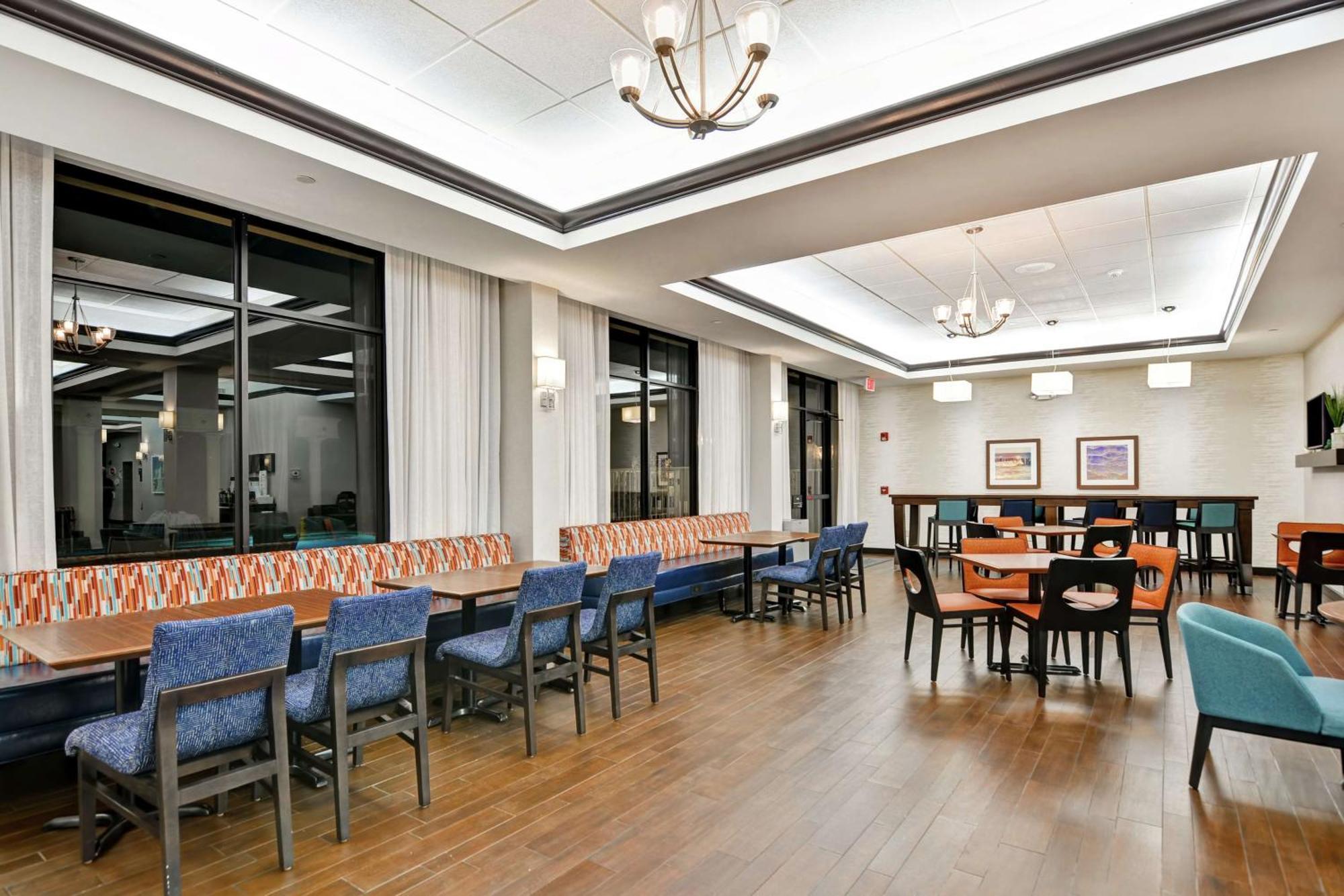 Hampton Inn & Suites Boynton Beach Exterior photo