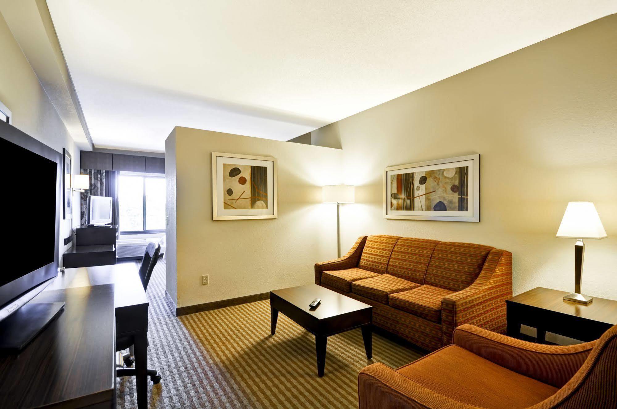 Hampton Inn & Suites Boynton Beach Exterior photo